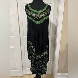 Black stretchy dress with green accents, free size